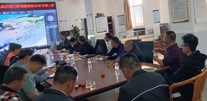 云煤（pp电子）集团专职外部董事寸延峰、孔君一行到澜沧县城子煤矿、芒东煤矿、竜浪煤矿调研