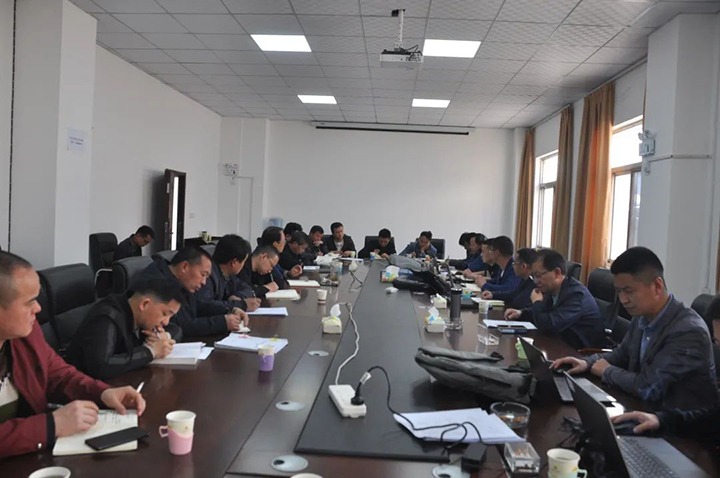 云煤（pp电子）集团煤矿清静巡查第二督导组到陆东煤矿开展清静生产标准化治理系统建设初审验收