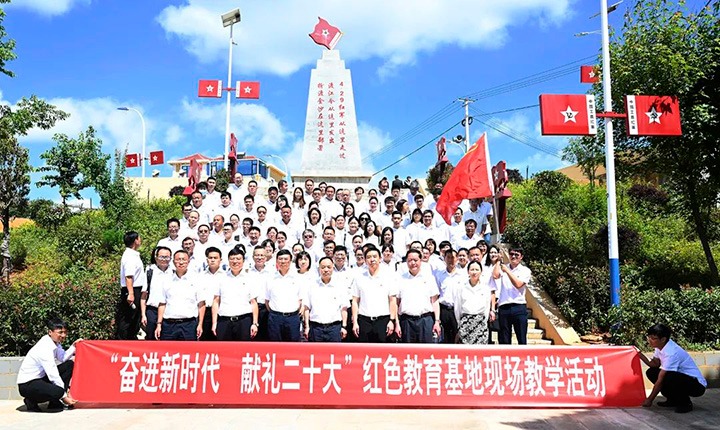 党建引领促生长 共建帮促谋新篇——集团直属党支部与先锋煤业党支部联合开展“奋进新时代 献礼二十大”庆祝建党101周年主题党日活动