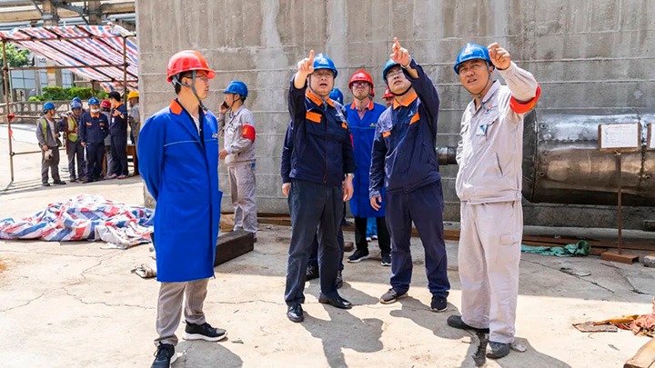 云煤（pp电子）集团调研组一行到解化化工公司调研指导事情