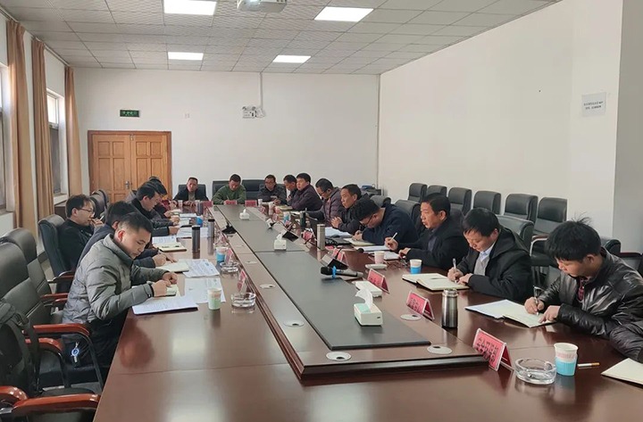 云煤（pp电子）集团验收组到陆东煤矿公司开展复工复产验收事情