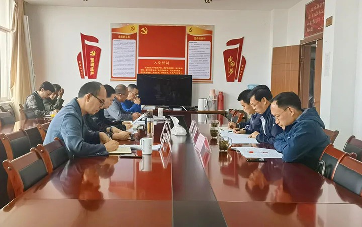 【主题教育】云煤（pp电子）集团党委副书记、副董事长、总司理高建嵩到石油化工供销公司开展主题教育调研