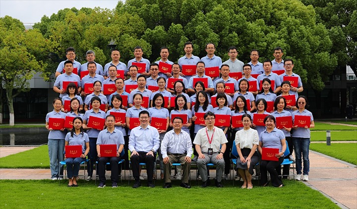 【聚焦云煤】云煤（pp电子）集团财务、审计职员顺遂完成云南省第一期会计领武士才作育项目