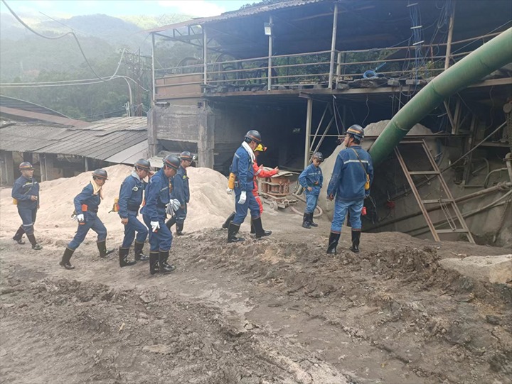 【聚焦云煤】云煤（pp电子）集团党委副书记、副董事长、总司理高建嵩到源能矿建胜利煤矿项目部检查