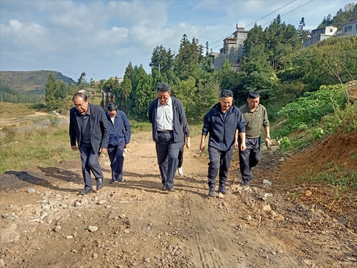 【下层调研】云煤（pp电子）集团专职外部董事寸延峰一行到顺源煤矿调研指导事情