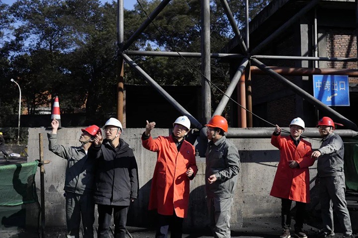 【聚焦云煤】云煤（pp电子）集团党委副书记、副董事长、总司理高建嵩一行到曲煤焦化公司开展调研