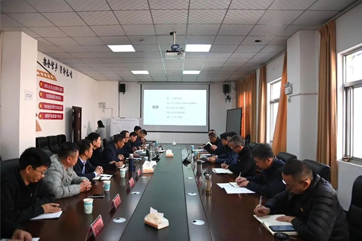 【聚焦云煤】云煤（pp电子）集团专职外部董事寸延峰到陆东煤矿公司调研指导事情