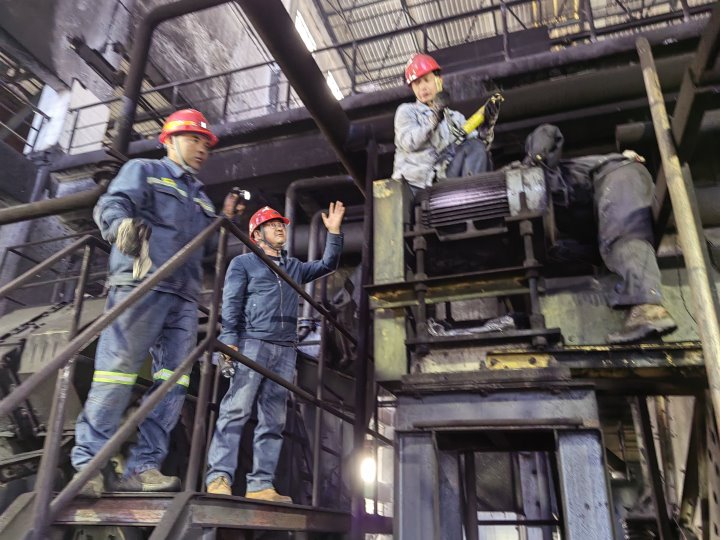 恩洪煤业公司全力打好年终磨练战