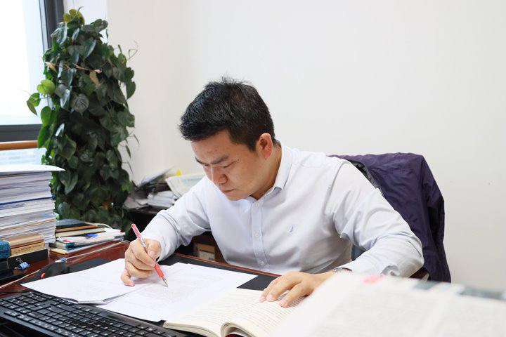 天下转达表扬！“五进”普法润心间 法治信仰铸继续