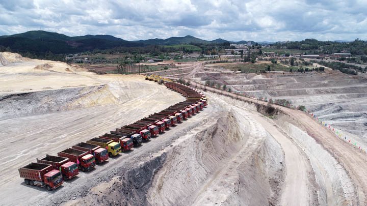 组团闯市。。∑笠岛缶⒆